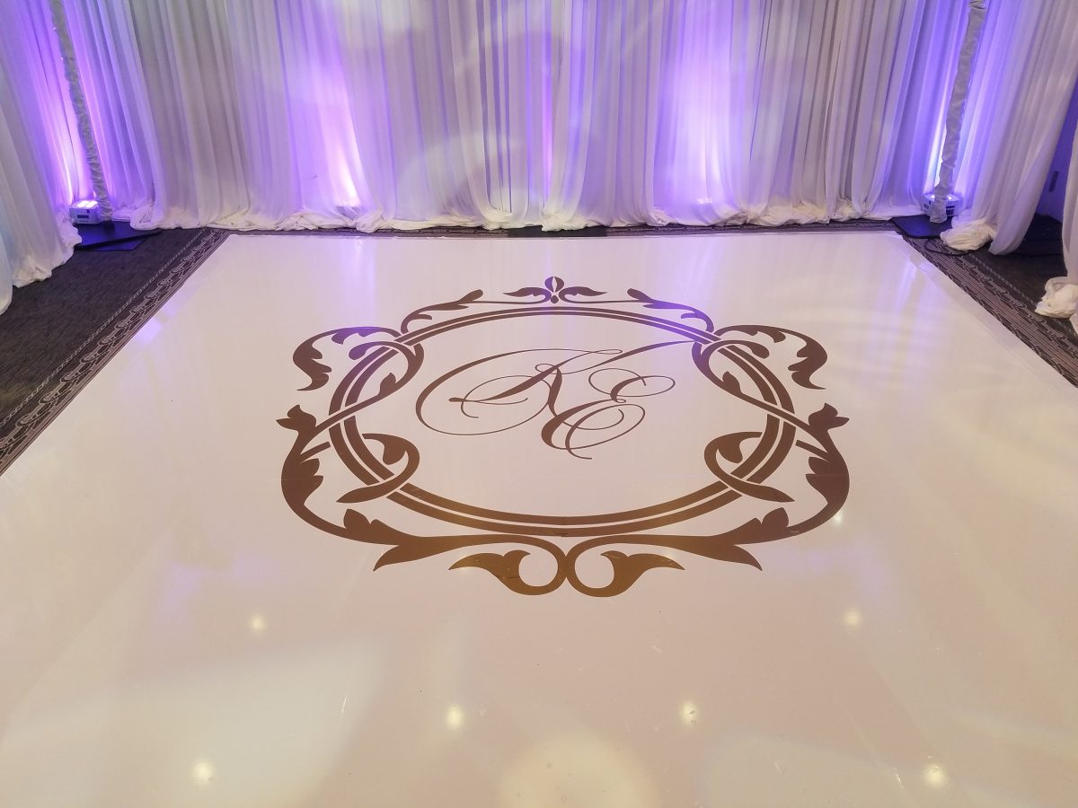 Read more about the article Vinyl Dance Floor Wraps – Toronto, Mississauga & Vaughan